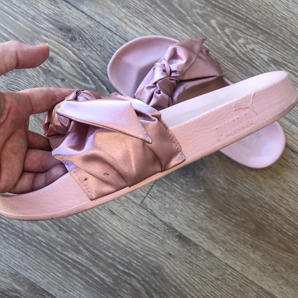 Pink Rihanna Fenty puma satin bow slides - Picture 8 of 8